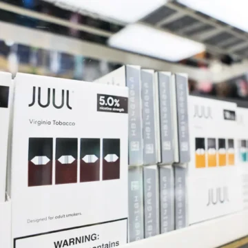 0x0 $300 Million Juul Settlement Begins—And Recipients Are Sharing Their Checks On Social Media