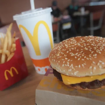 McDonald’s Quarter Pounder Linked To E. Coli Outbreak—Exec ‘Very Confident’ Food Is Safe
