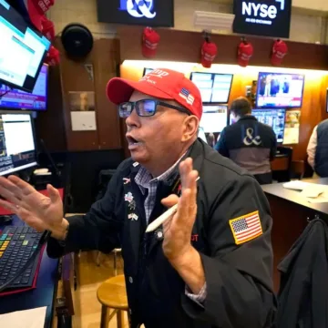 Stocks Tally Best Week This Year As Banks And Tesla Lead Trump-Boosted Rally
