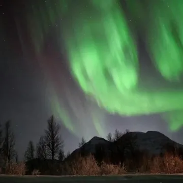 Northern Lights Forecast: These States Could See Aurora Borealis Tonight As Solar Flare Threatens Radio Blackouts
