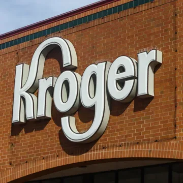 Albertsons Sues Kroger After Judge Blocks $25 Billion Merger