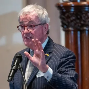 0x0 Unexplained Reports Of Drones Flying Over New York, New Jersey And Pennsylvania