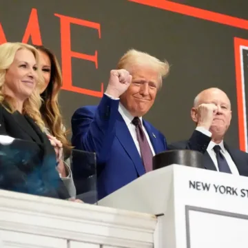 Trump Rings NYSE Opening Bell