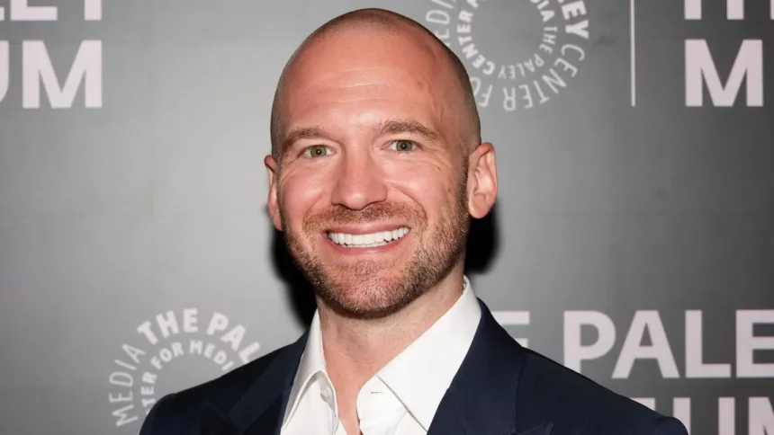 0x0 BuzzFeed Sells ‘Hot Ones’ Studio For $82.5 Million To Investors Including Soros Fund, Host Sean Evans