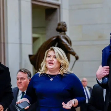 241206-Elon-Musk-Vivek-Ramaswamy-ch-1209-5e78e4.jpg Elon Musk and Vivek Ramaswamy open rift with MAGA loyalists over skilled worker visas