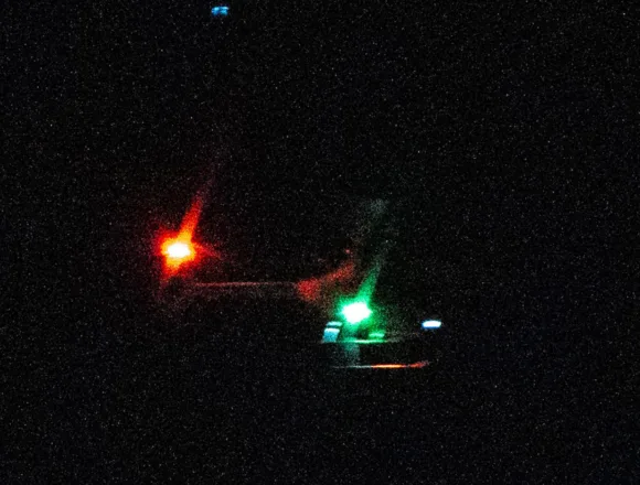 N.Y. Gov. calls for federal assistance after mysterious drones shut down airport runways