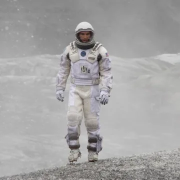 Film fans flock to ‘Interstellar’ IMAX 70mm rerelease