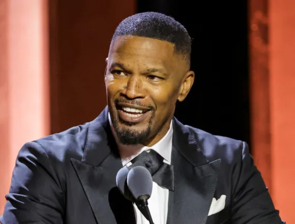 Jamie Foxx injured by glass amid reports comedian was involved in fight at Beverly Hills restaurant
