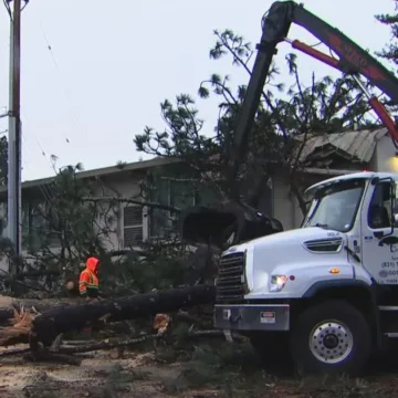 Rare California tornado injures 5, flips vehicles north of Santa Cruz
