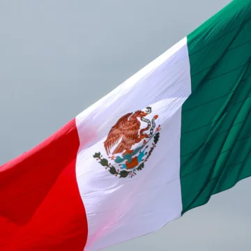 American couple shot and killed while on vacation in Mexico, authorities say