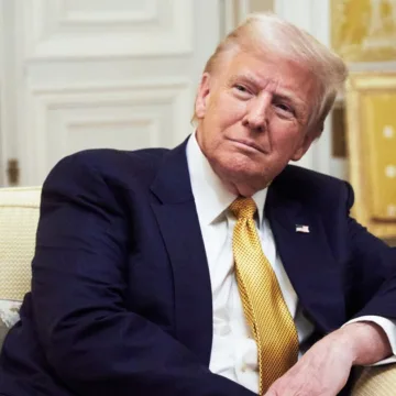 In his first post-election news conference, Trump boasts of his popularity