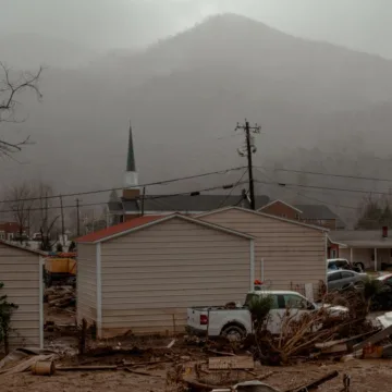 After Hurricane Helene, North Carolina’s holiday tourist season grinds to a halt