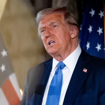 Trump calls for abolishing the debt ceiling
