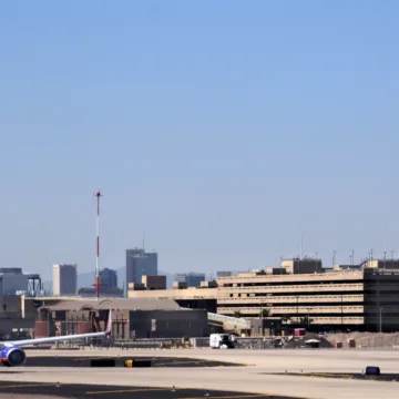 241226-phoenix-sky-harbor-al-0916-adc213.jpg 3 people shot and 1 person stabbed at Phoenix airport following apparent family dispute