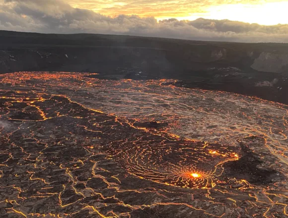 Toddler nearly falls off cliff overlooking Hawaii’s Kilauea volcano