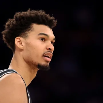 241228-victor-wembanyama-wm-1245p-1e4431.jpg NBA star Victor Wembanyama spent the day playing chess in New York’s Washington Square Park