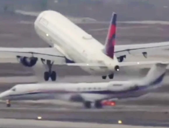 Jet carrying Gonzaga men’s basketball team nearly collided with flight taking off at LAX