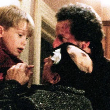 home-alone-zz-241217-01-8763ef.jpg What it would cost to live like the ‘Home Alone’ family today, according to financial advisors