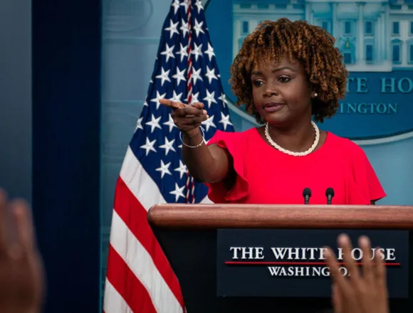 White House holds press briefing