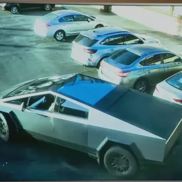 1735941401259_now_mtp_brk_vegas_army_250103_1920x1080-xkm3ga.jpg Officials say man in Cybertruck explosion was Army veteran suffering from PTSD