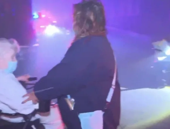 Nursing home in Pasadena evacuated as thick smoke from wildfire approaches