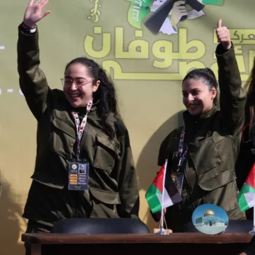 Hamas frees 4 female Israeli soldiers as part of ceasefire deal