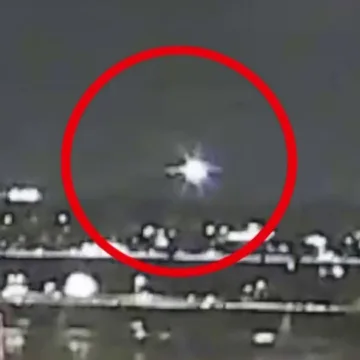 Air traffic controller audio sheds light on DC plane-helicopter crash