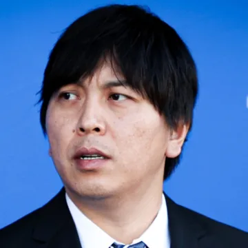 Shohei Ohtani’s ex-interpreter impersonated the baseball star to transfer $200,000, prosecutors say