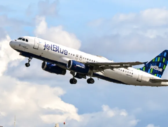 JetBlue fined $2 million for flying chronically delayed routes