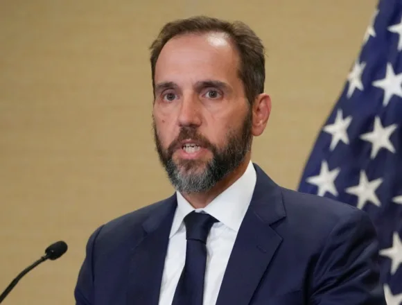 Trump tries to block Jack Smith report and inmates reject Biden commutation: Morning Rundown