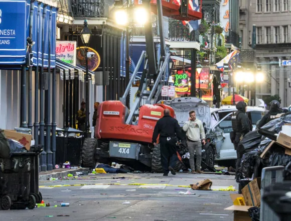 New Orleans attack; Authorities probe possible military link to Trump Tower Cybertruck blast, officials say