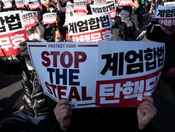 Trump inspires supporters of impeached South Korean president