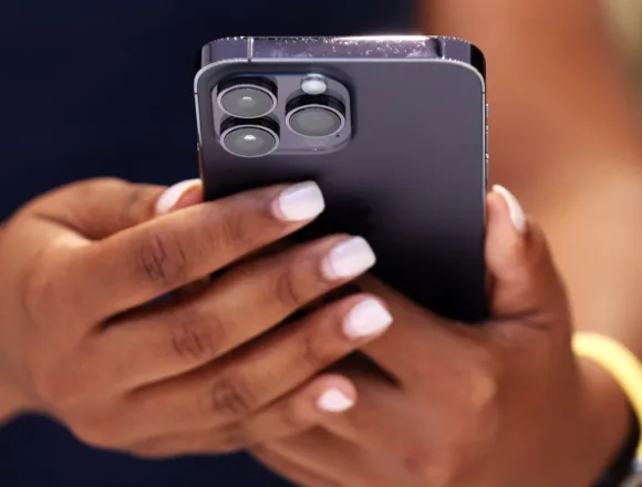 Apple to pay $95 million to settle lawsuit accusing Siri of eavesdropping