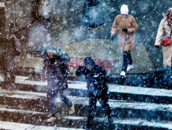 60 million under weather alerts as winter storm aims for Plains to Mid-Atlantic