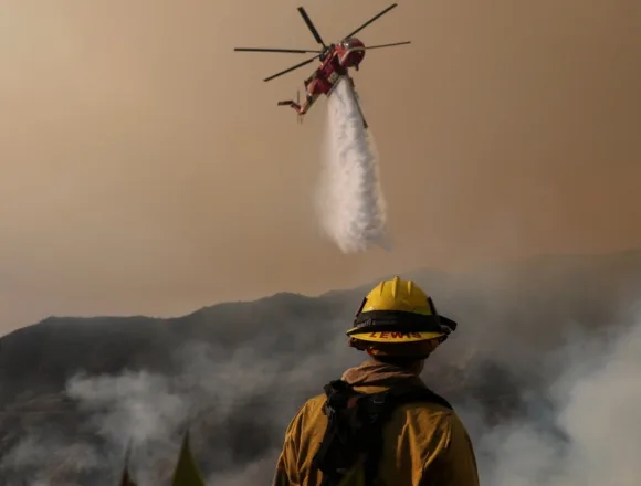 Santa Ana winds to keep fire threat high until Wednesday, forecast predicts