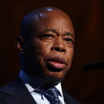 New York City Mayor Eric Adams to meet with Trump in Palm Beach