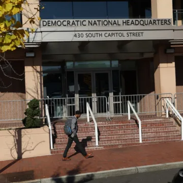 Democratic National Committee prepares to elect a new party chair