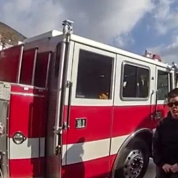 Oregon couple charged with impersonating firefighters to sneak into wildfire evacuation zone