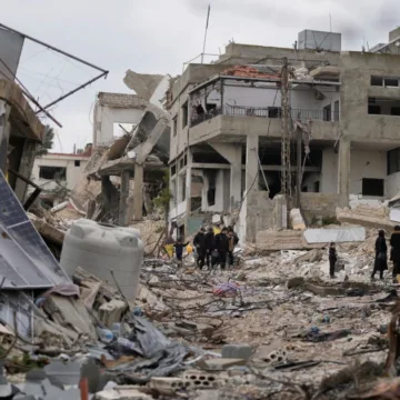 Israel and Lebanon agree to extend deadline for Israeli forces to withdraw