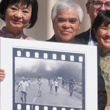 Sundance documentary ‘The Stringer’ disputes who took ‘napalm girl’ photo in Vietnam