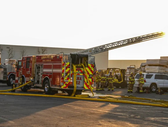 2 dead and 18 injured in plane crash into Southern California building