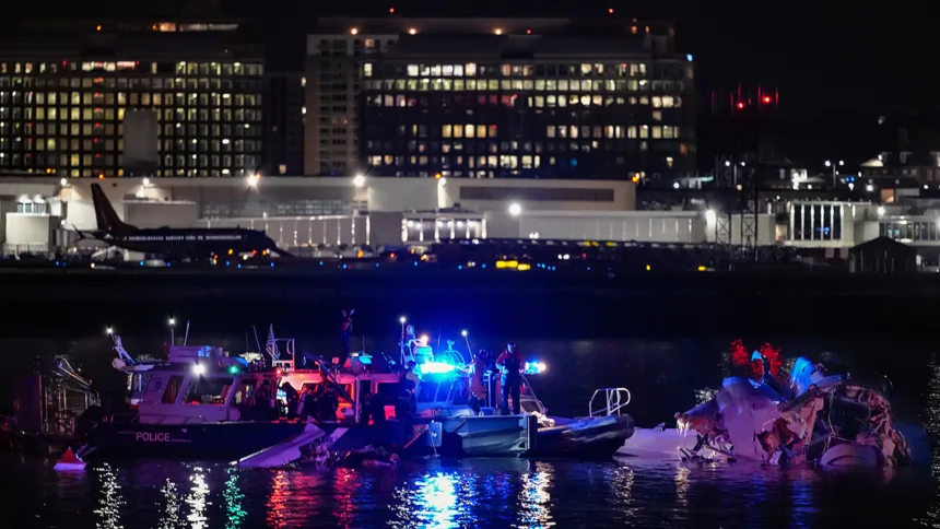 Search underway after plane, helicopter crash near DCA – NBC4 Washington