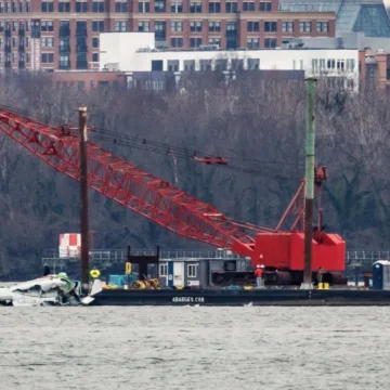 DC plane crash wreckage removal set to begin