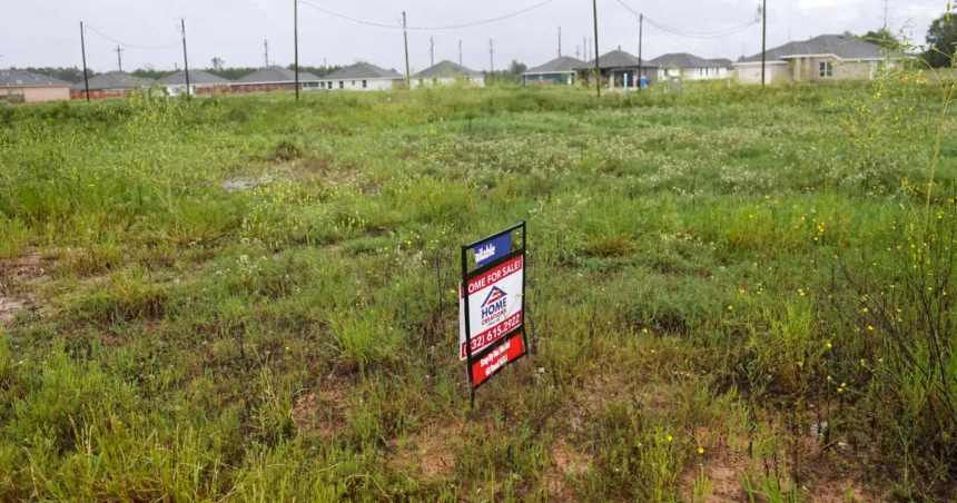 Texas Gov. Abbott wages immigration operation in Colony Ridge community targeted by conservatives