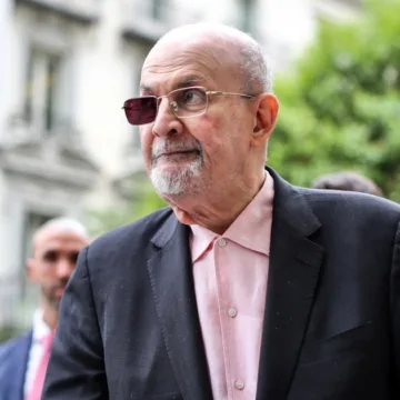 Salman Rushdie attacker found guilty of attempted murder after brutal onstage stabbing