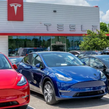 Tesla recalls more than 375,000 vehicles for power steering issue