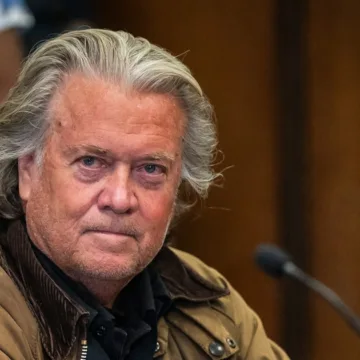 Steve Bannon pleads guilty in New York ‘We Build the Wall’ case