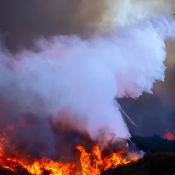 How weather driven by climate change fueled California fires