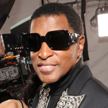 AP apologizes for interrupting Babyface interview on Grammys red carpet to speak with Chappell Roan