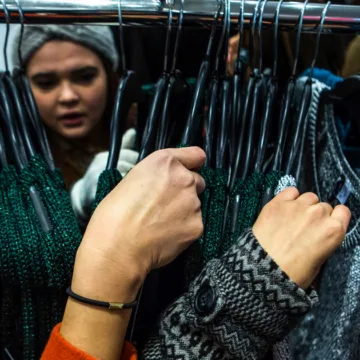 Major clothing brands cut corners on quality to limit price hikes